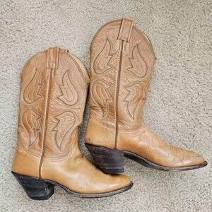 Vintage Nocona mid calf cowboy boots almond toe embroidered brown leather 5.5 B